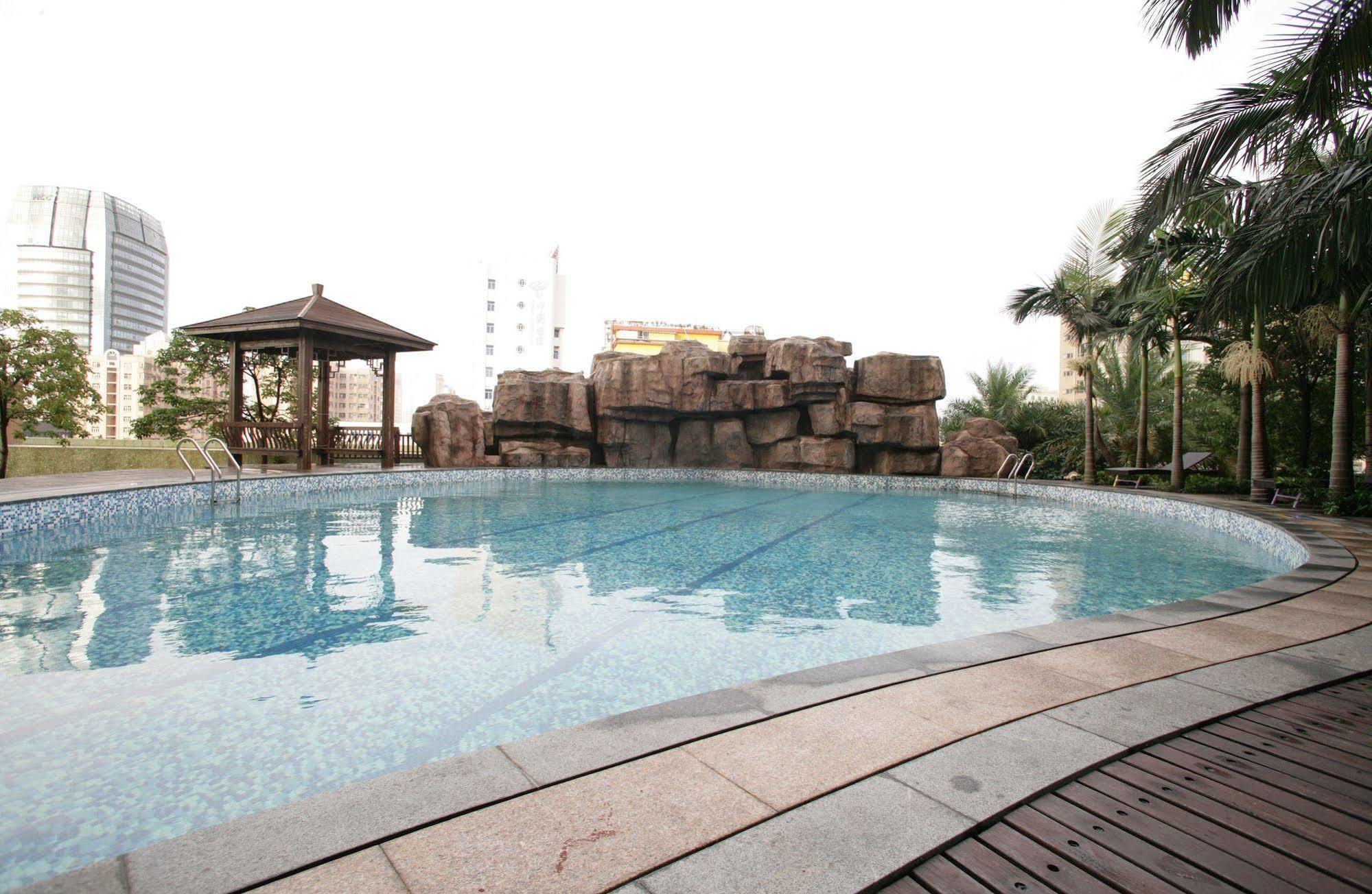 Dongguan Huilihua Hotel Exterior photo